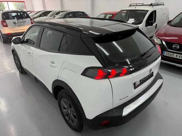 PEUGEOT 2008 1.2